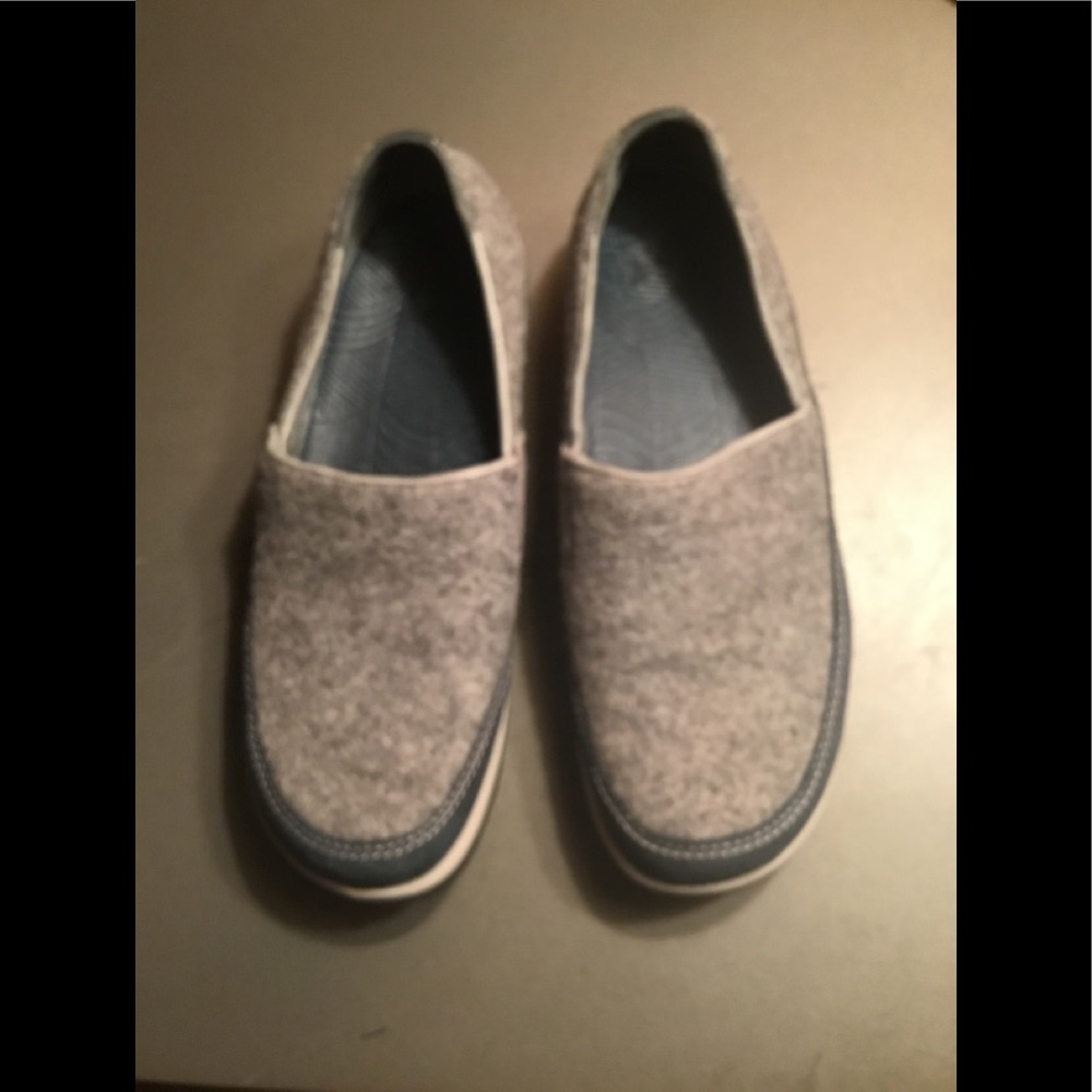 Women’s Chaco slip on size 7